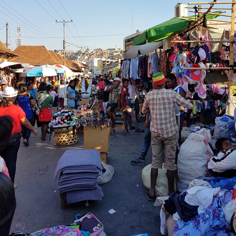 Au marché Analakely de Tananarive